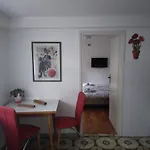 아파트 Anton